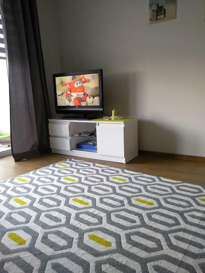 Limonkowy Podczele Apartment *